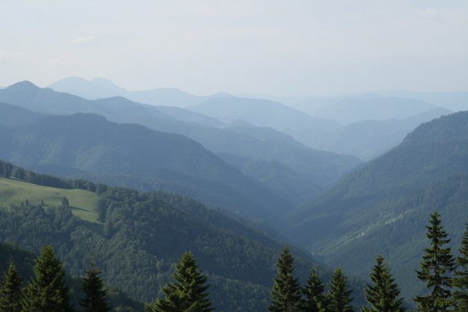 Zamlžené fatranské panorama.
