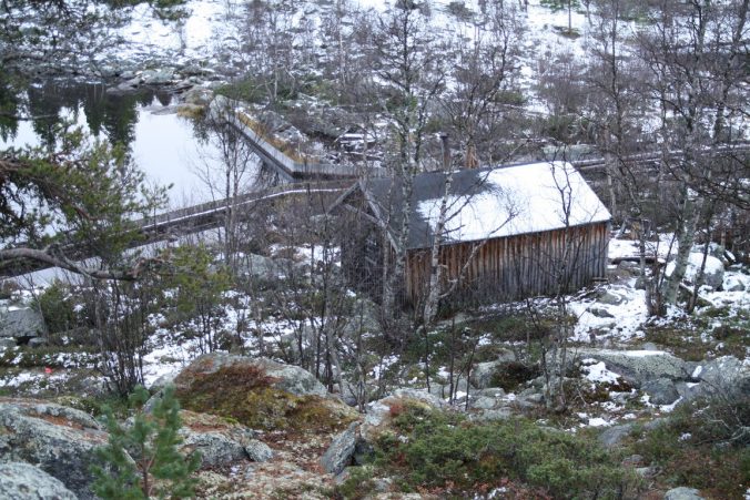 Studená chata Litjrennbua, tady nám byla zima.