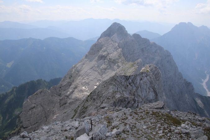 Pohled z Hochtoru na Großer Ödstein.